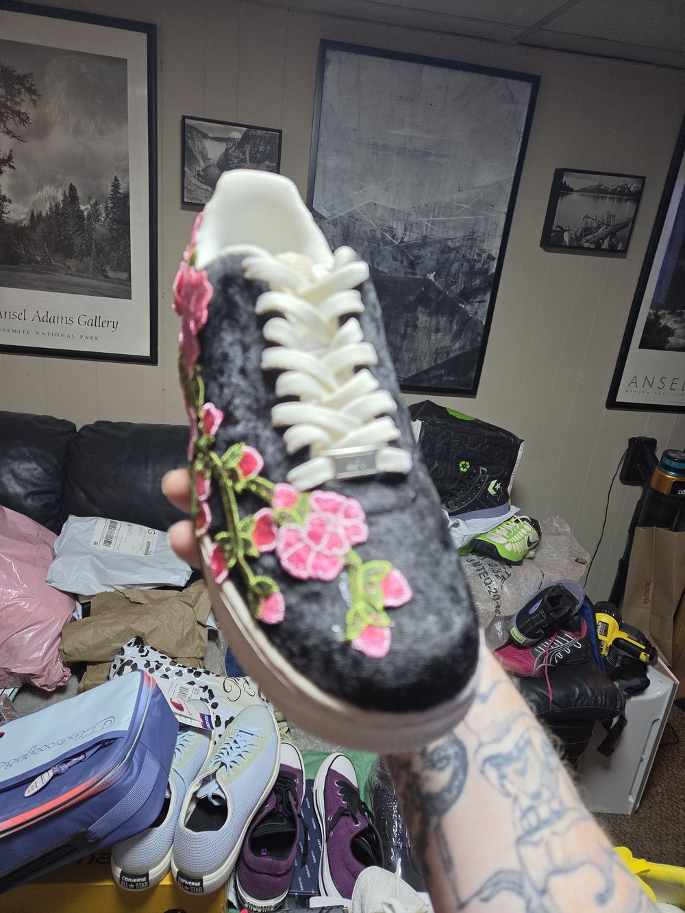 🔥🔥Custom Air Force Ones- Black with Red & Pink Roses - Picture 4 of 11